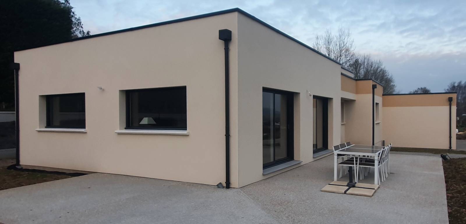 Maison contemporaine toit terrasse proche de Dieppe